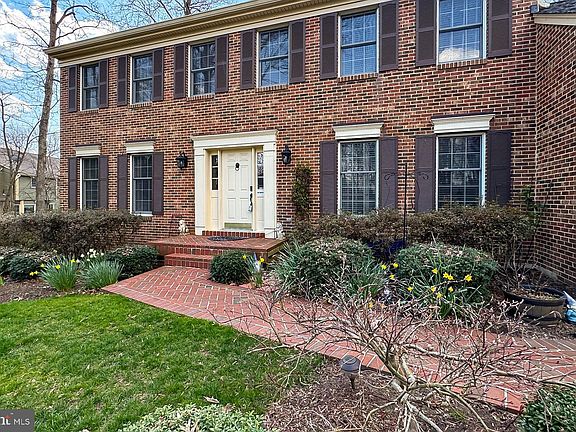 4th image of 12466 Cavalier Dr