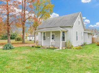 615 W Blaine St, Monticello, IL 61856