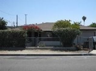 517 Avenida De Benito Juarez, Vista, CA 92083