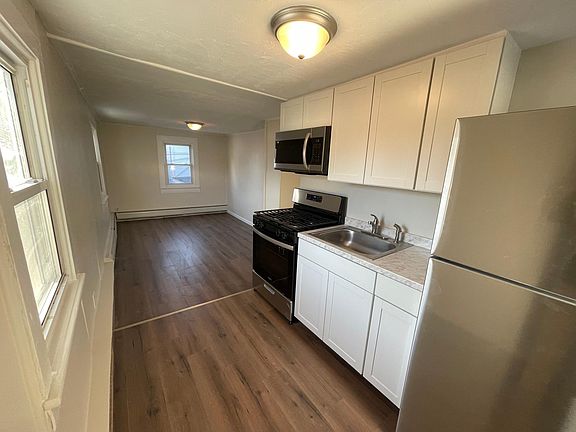 2nd image of 11 Franklin Ave #2F