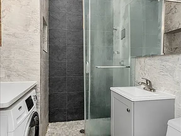 2nd image of 410 W 22nd St APT 3R