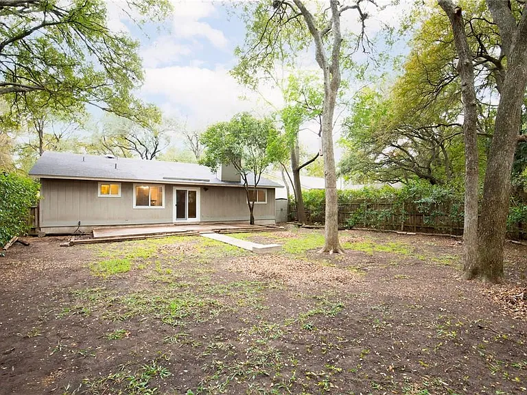 9708 Moorberry St — Photo 25