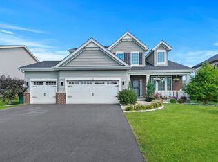 747 N Sunrise Dr, Romeoville, IL 60446