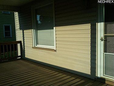 4th image of 115 N Bentley Ave
