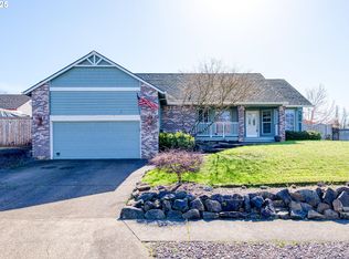 19374 Westwood Dr, Oregon City, OR 97045