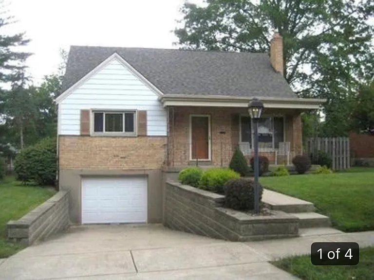 Golfway Dr — Photo 1