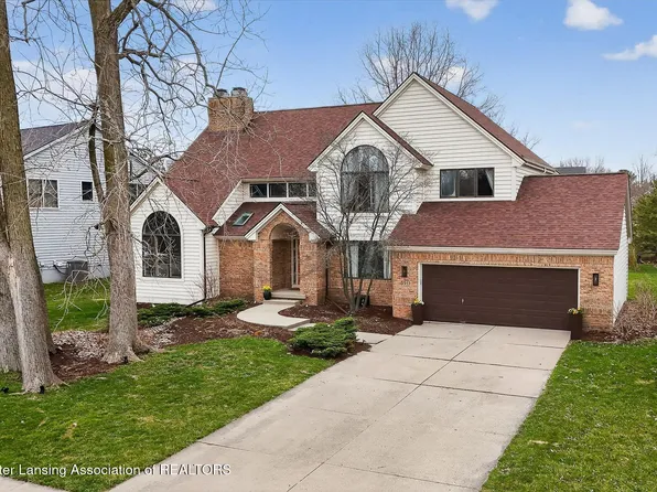 3911 Breckinridge Dr, Okemos, MI 48864