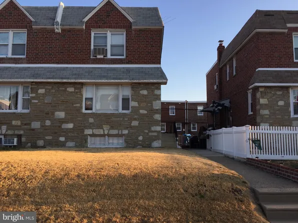 1815 Danforth St, Philadelphia, PA 19152