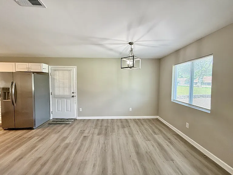 2618 Mashburn Rd — Photo 7