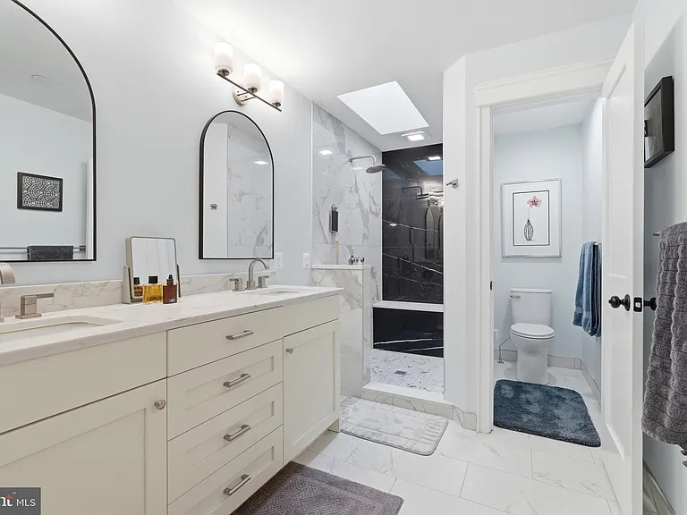 1227 Clagett Dr — Photo 40