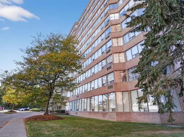 3227 King St E #506, Kitchener, ON N2A 3Z9