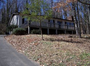 1228 Fenimore St, Winston Salem, NC 27103