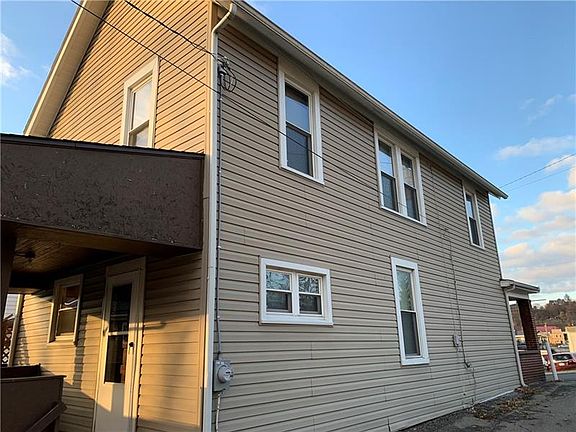 3rd image of 610 W Pgh St