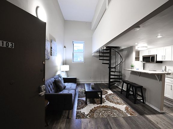 5th image of 1214 Waverly Walk #103