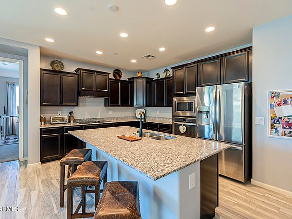 3rd image of 13719 W LINANTHUS Road