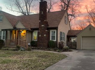 1238 SW Collins Ave, Topeka, KS 66604