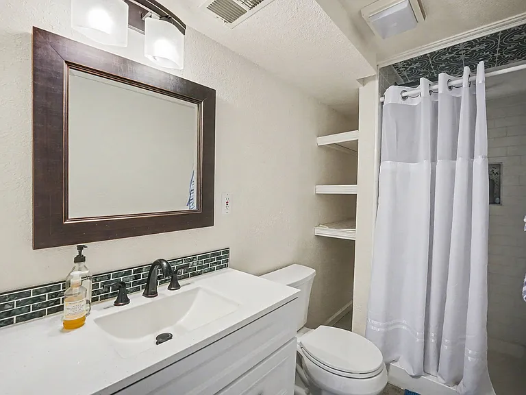 448 Somerset Dr — Photo 16