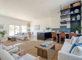 68 Foster Ave Unit 3, Hampton Bays, NY 11946