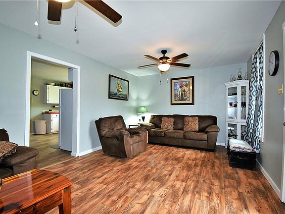 5th image of 505 Pine St