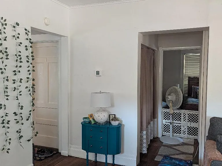 1099 Park Ave #1 — Photo 18
