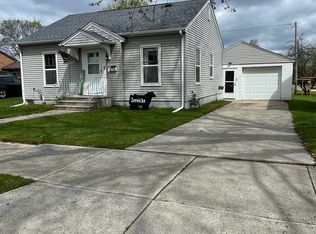 2616 Hannah St, Marinette, WI 54143