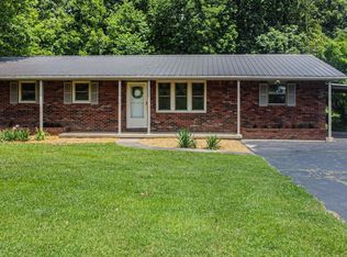 68 Breezeel School Rd, Benton, KY 42025
