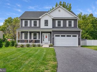 506 Armstrong Ln, Essex, MD 21221