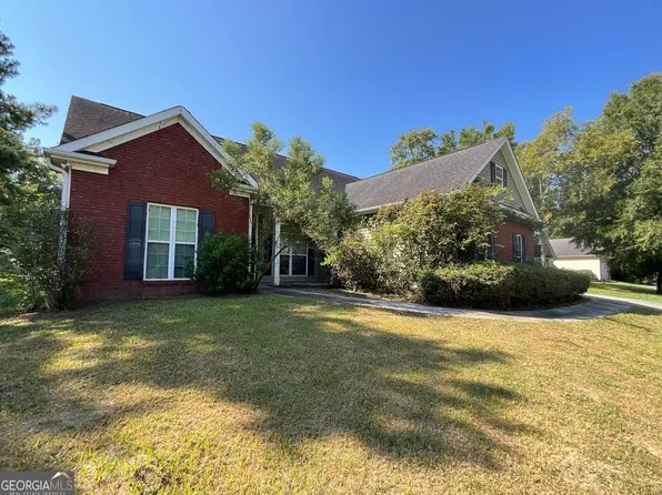 313 Pebbleridge Rd NW, Milledgeville, GA 31061