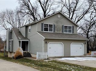 11211 E 19th St S, Independence, MO 64052