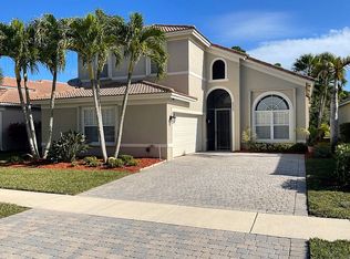 6800 SE Twin Oaks Cir, Stuart, FL 34997