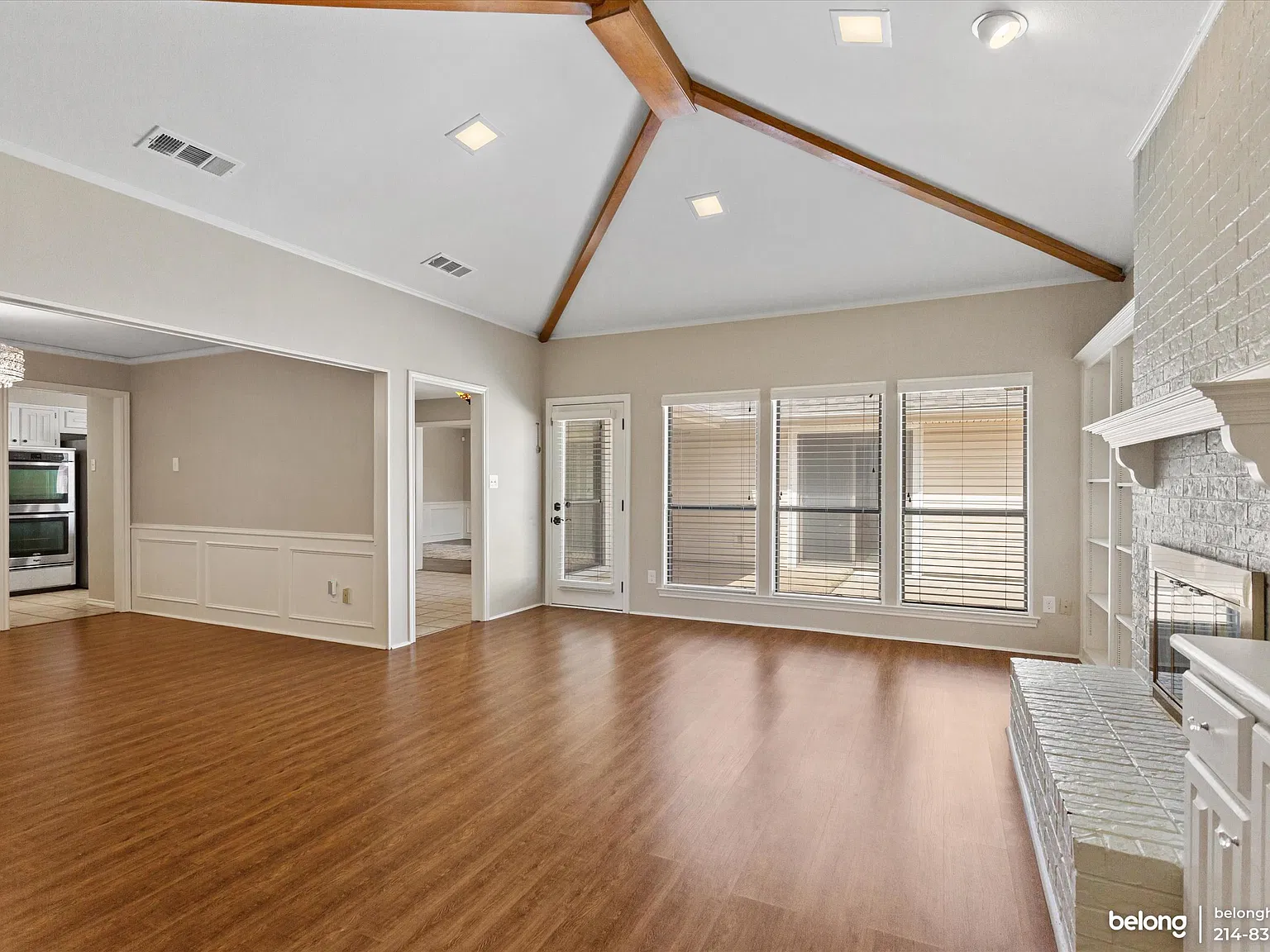 3 bed, 2.0 bath, 2145 sqft, $2,545 — Photo 2