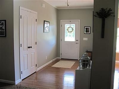 3rd image of 9379 Arrowhead Ln