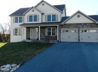 1530 Lorraine Ln, Chambersburg, PA 17202
