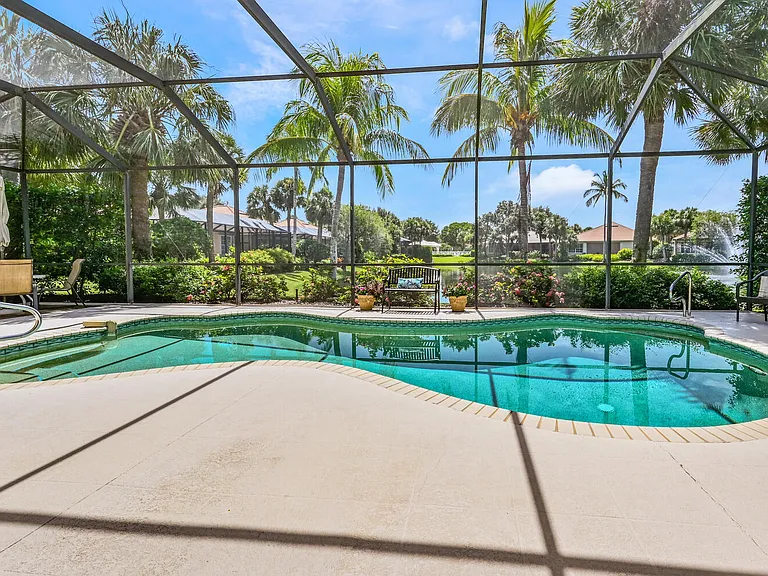 2259 Island Cove Cir — Photo 30