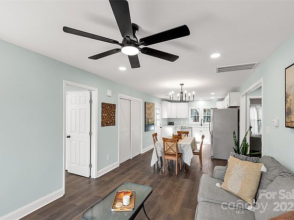 5th image of 608 Rock St