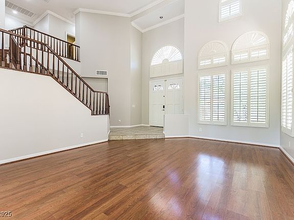 4th image of 8205 Taos Paseo Ave
