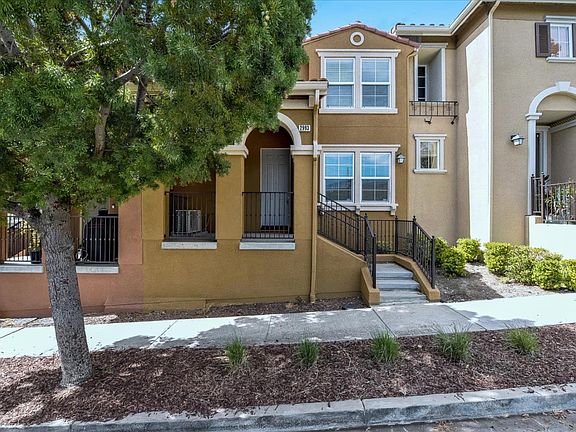 2nd image of 2993 Saint Florian Way