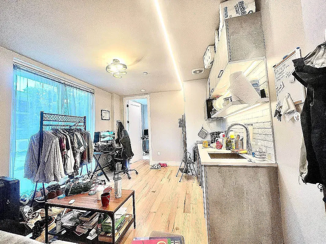 13 Jefferson Street — Photo 4