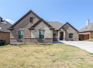 712 Dove Rdg, Sanger, TX 76266