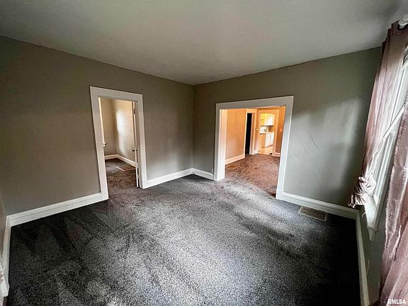 4th image of 1111 Kirkwood Blvd