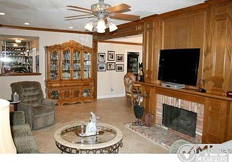 5th image of 5240 Zelzah Ave APT 204