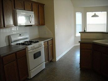 2nd image of 15213 Meredith Ln