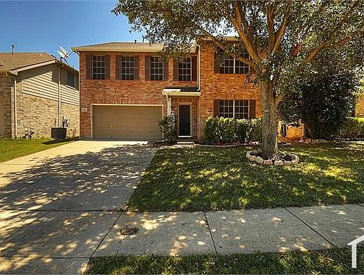 4 bed, 3052 sqft, $3,820 — Photo 1