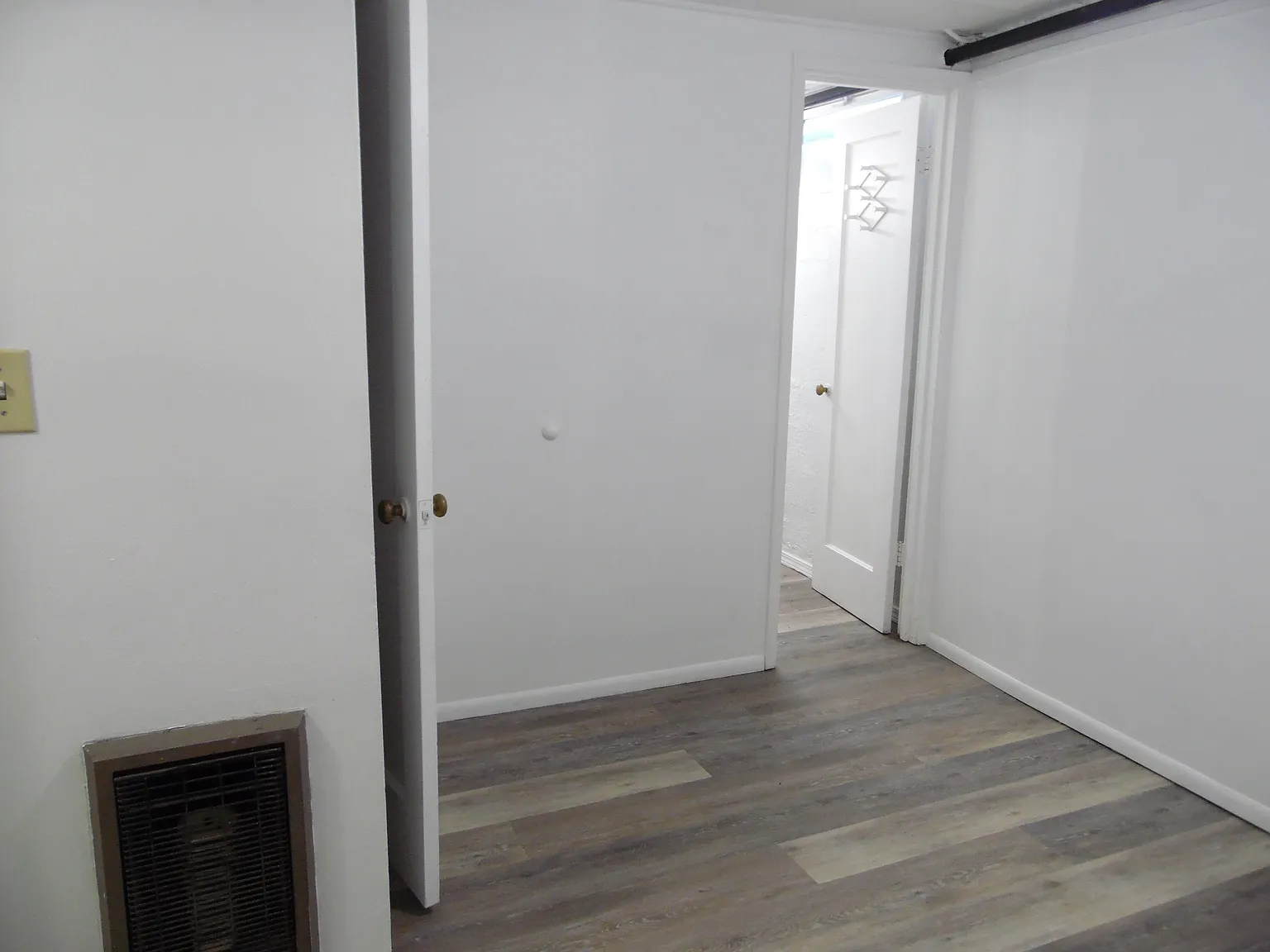 1137 W Gem Ave — Photo 3