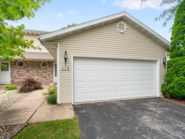 628 North Sandy LANE, Elkhorn, WI 53121