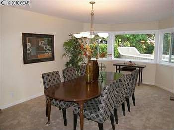 3rd image of 15 Ketelsen Dr