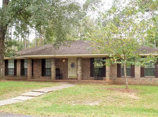 650 Bob White Dr, Atmore, AL 36502