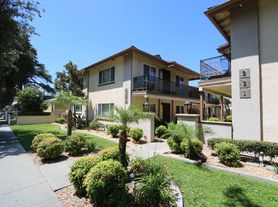 219-221 N San Gabriel Ave, Azusa, CA