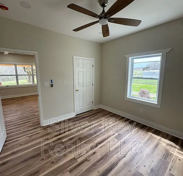 3663 Sweetwater Vonore Rd — Photo 10