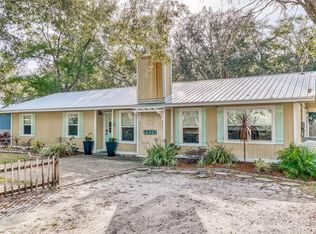 573 Ricker Ave, Santa Rosa Beach, FL 32459